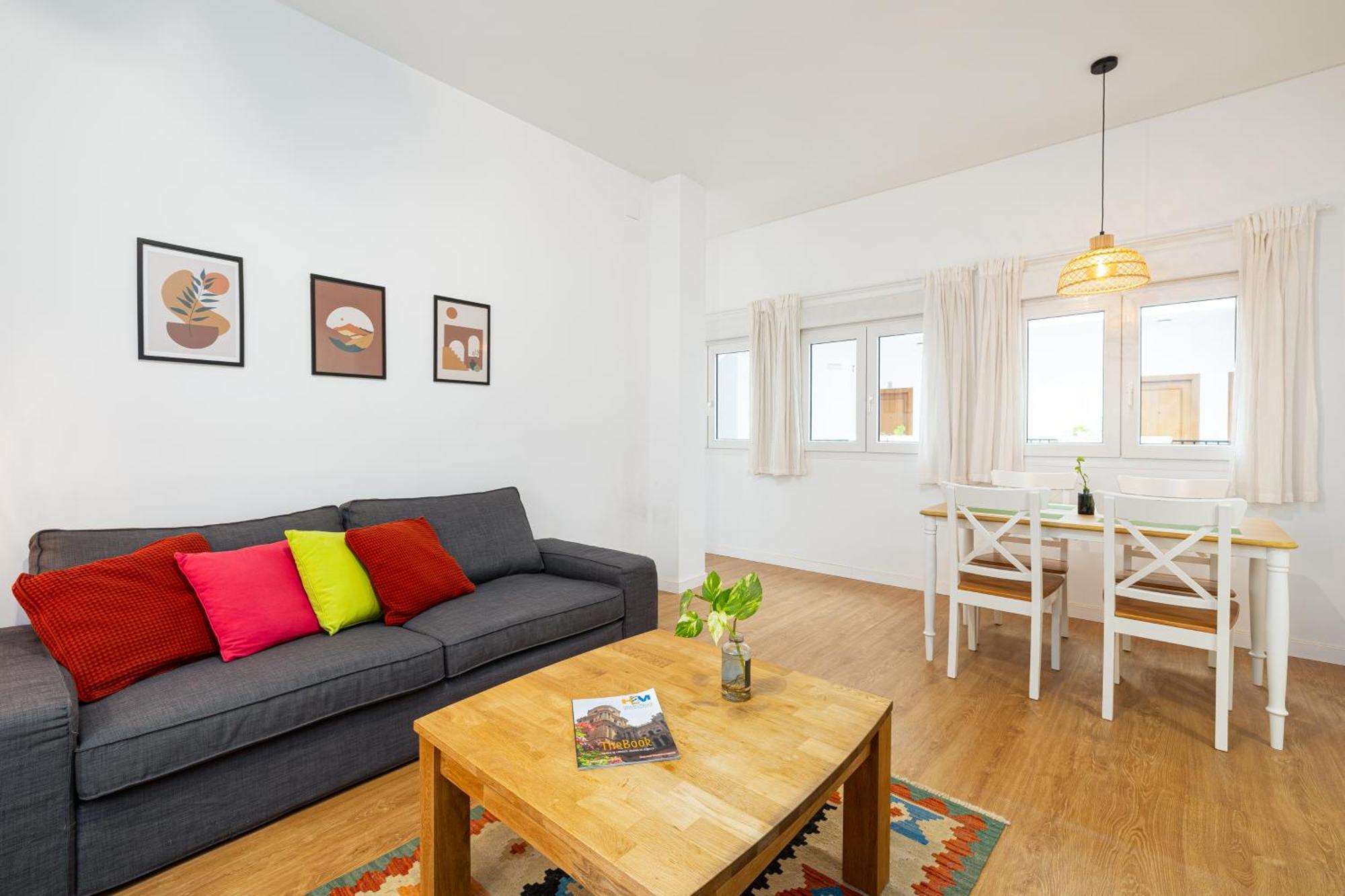 Apartament Holidays2Malaga Old Town Zewnętrze zdjęcie