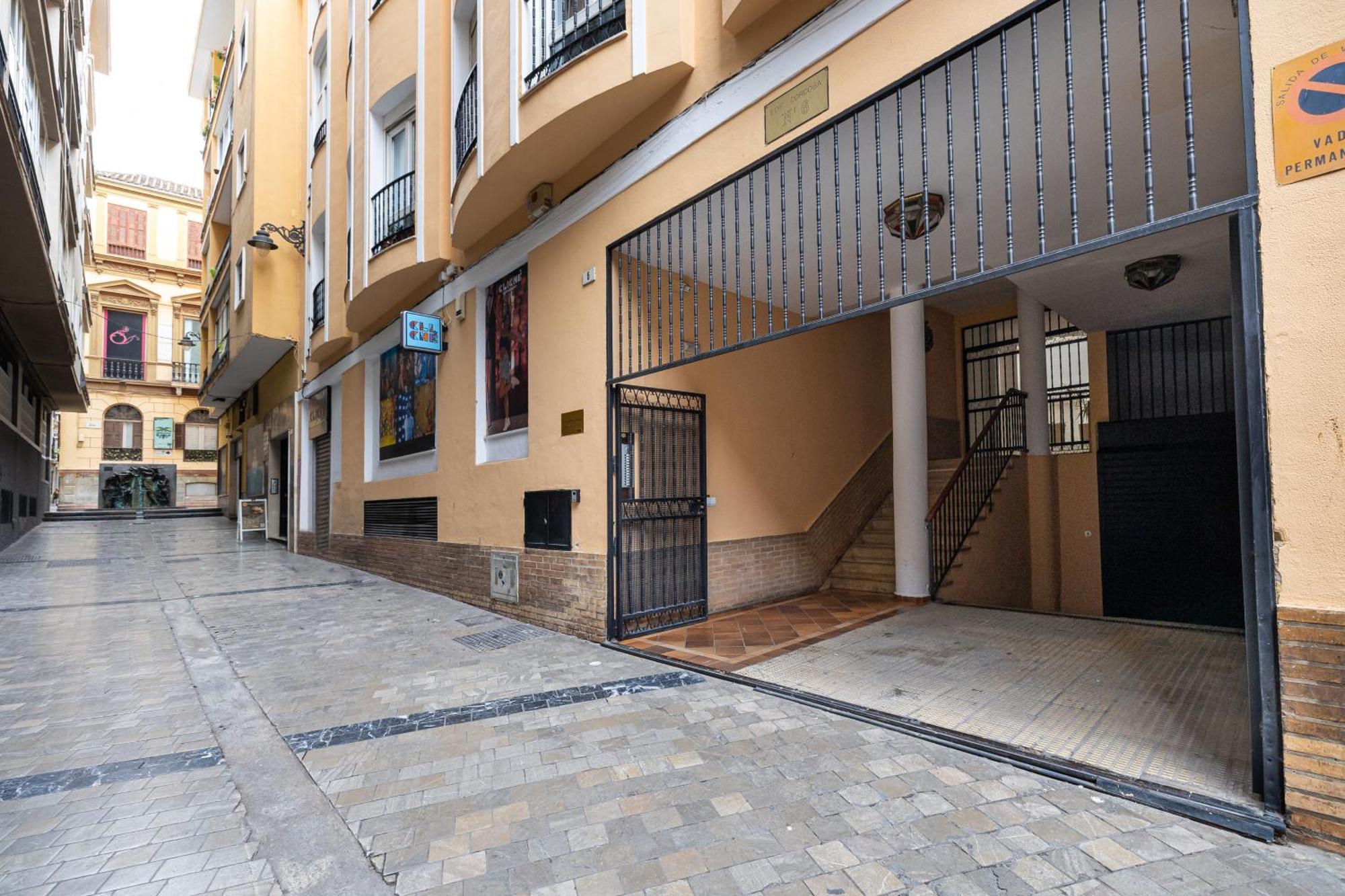 Apartament Holidays2Malaga Old Town Zewnętrze zdjęcie