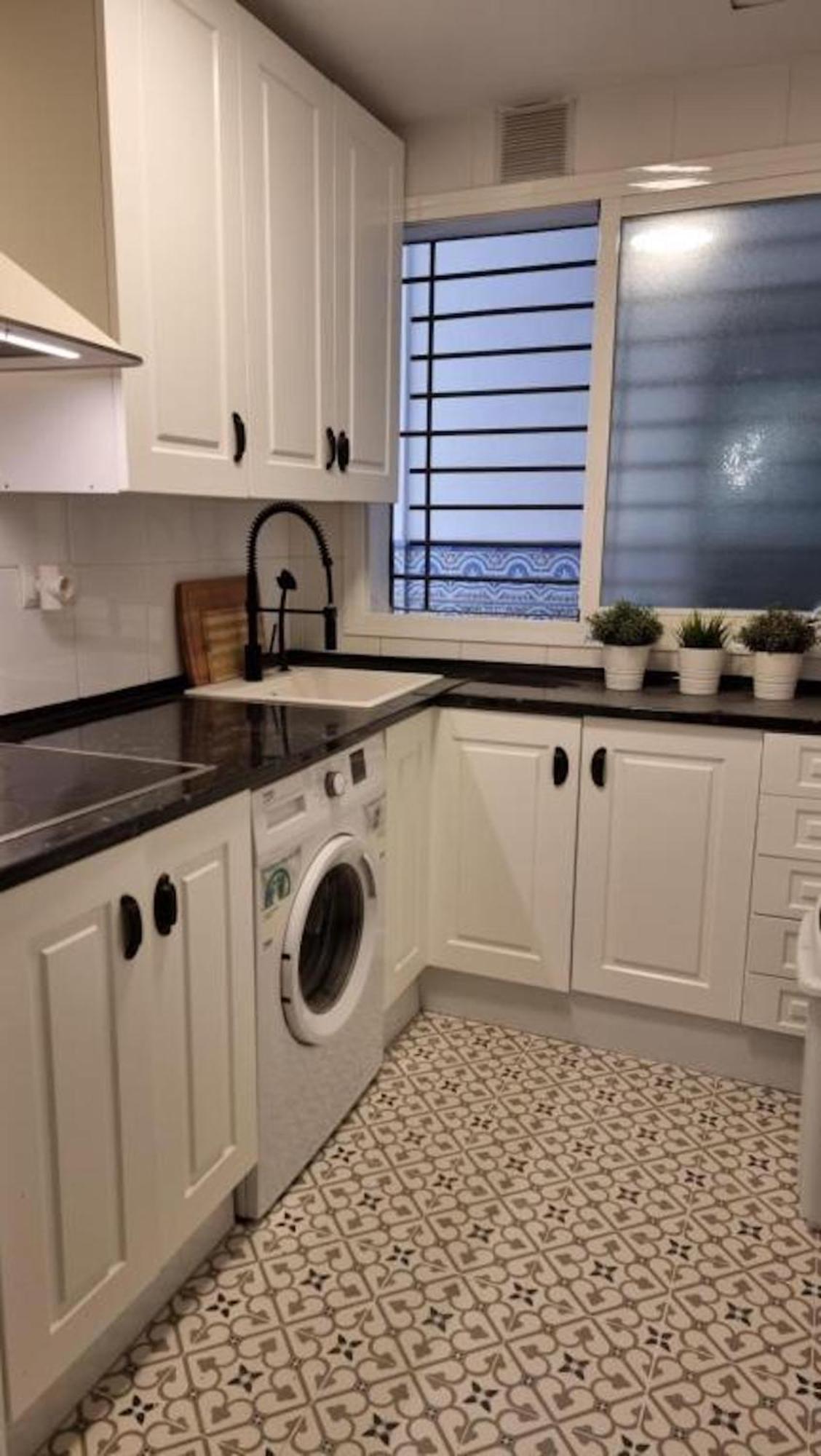 Apartament Holidays2Malaga Old Town Zewnętrze zdjęcie
