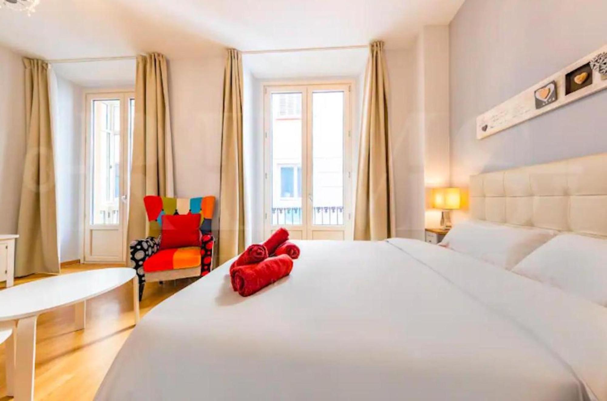 Apartament Holidays2Malaga Old Town Zewnętrze zdjęcie