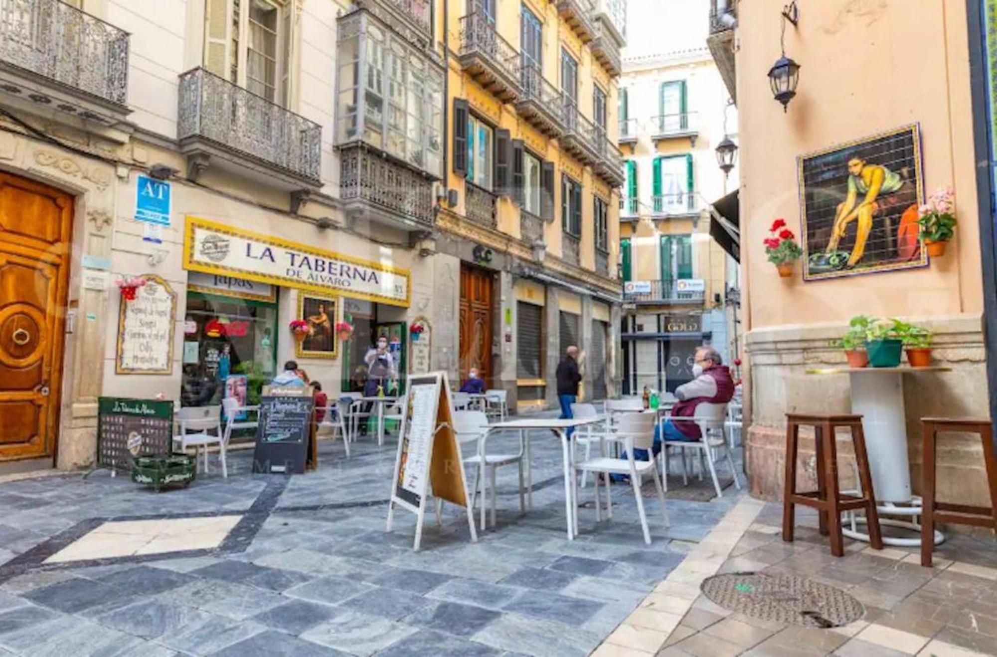 Apartament Holidays2Malaga Old Town Zewnętrze zdjęcie